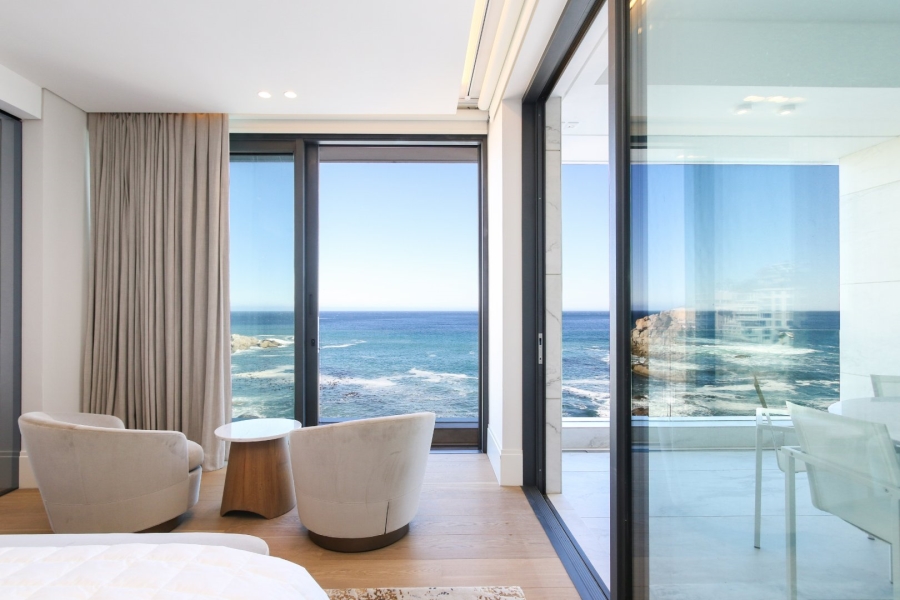 To Let 3 Bedroom Property for Rent in Bantry Bay Western Cape